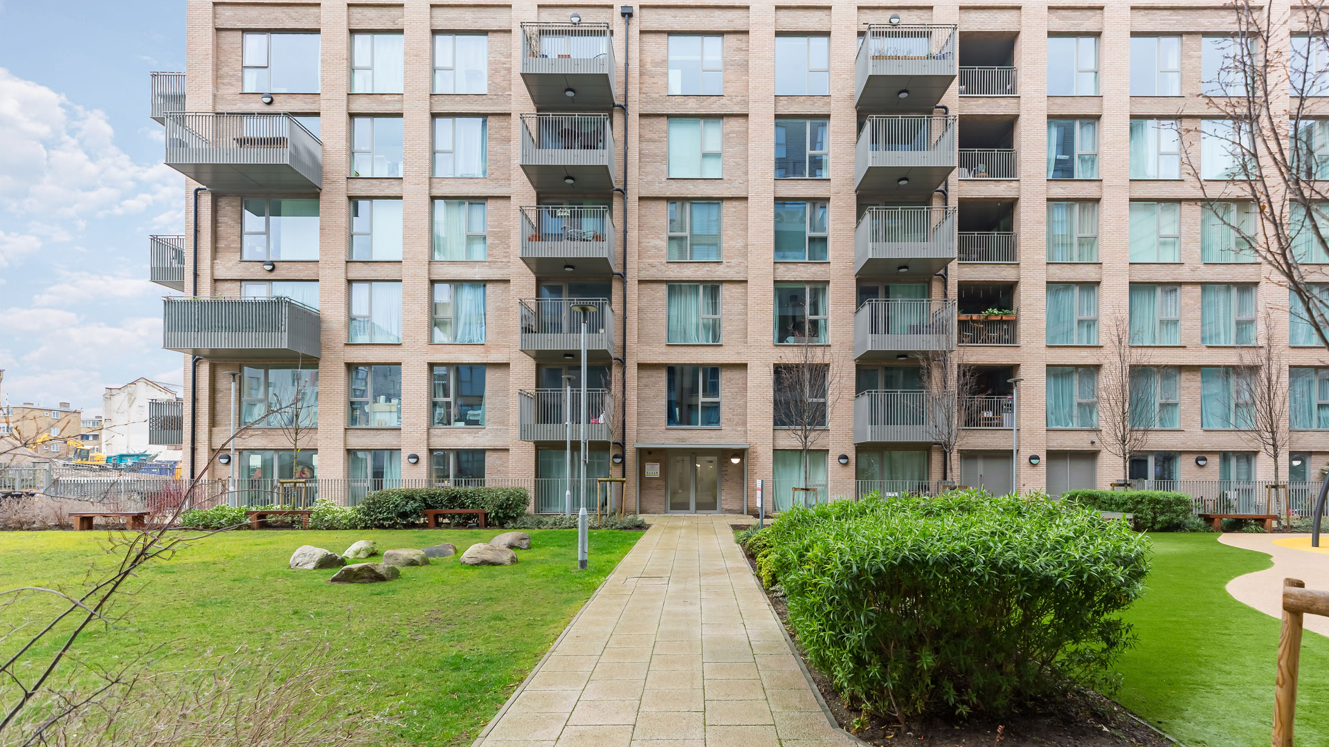 Property For Sale Thomas Road, Poplar, E14 1 Bedroom Flat Alex Neil
