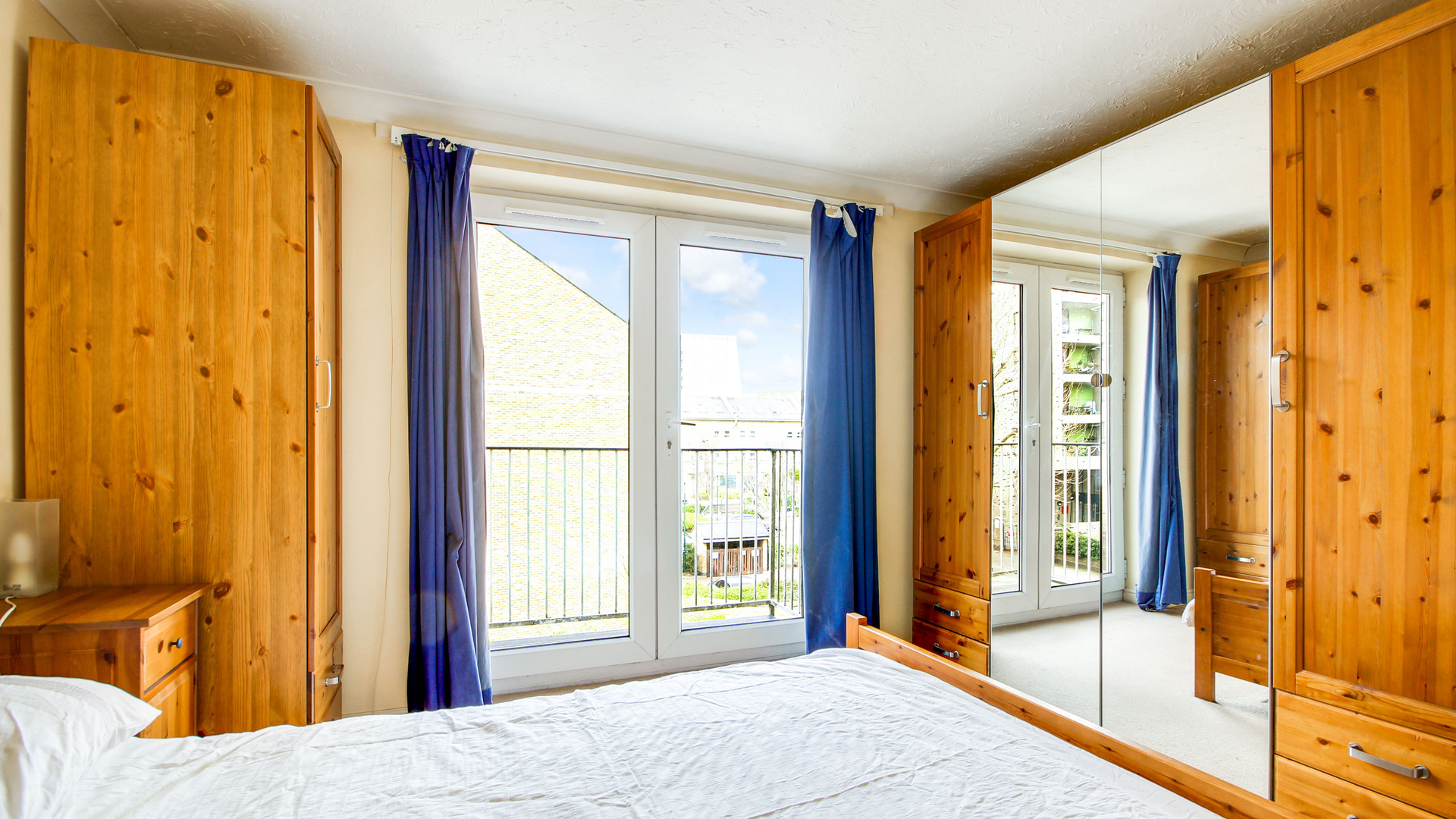 Property For Sale Fawley Lodge, Millennium Drive, Isle of Dogs, E14 2