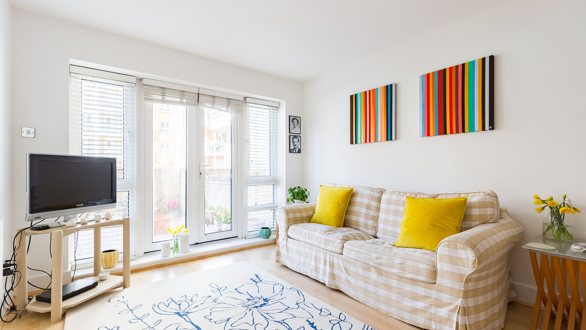 Property For Sale St. Davids Square, Isle of Dogs, E14 1 Bedroom Flat