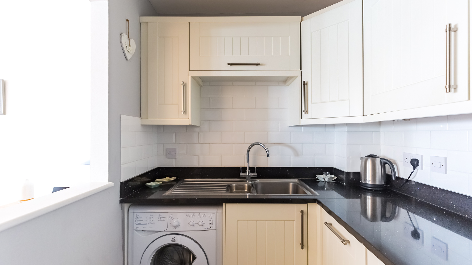 Property For Sale St. Davids Square, Isle of Dogs, E14 1 Bedroom Flat Alex Neil 003530/1