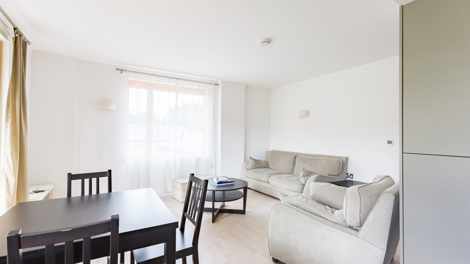 Property For Sale Triangle Apartments, Manchester Road, Isle of Dogs