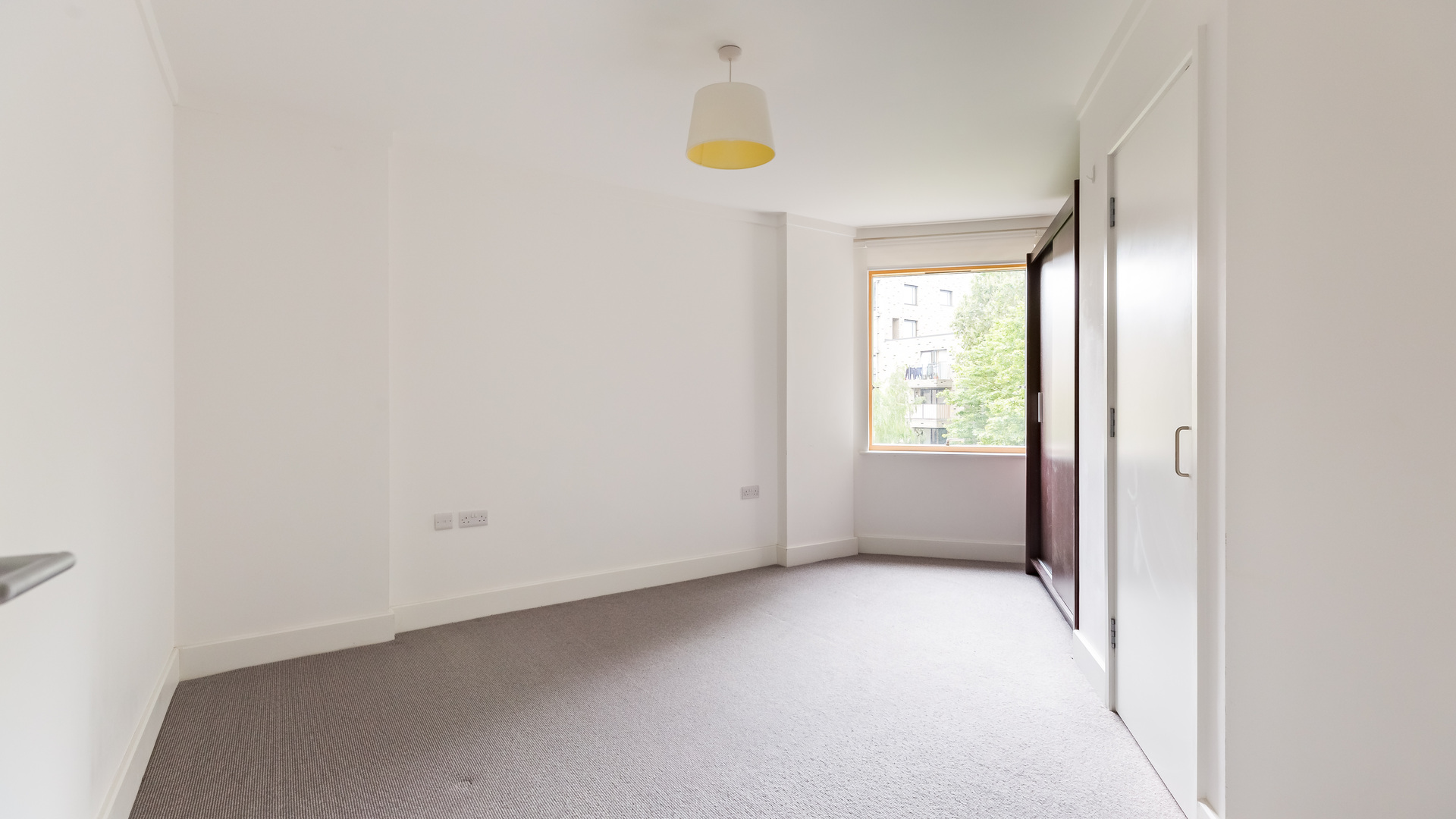 Property For Sale Triangle Apartments, Manchester Road, Isle of Dogs