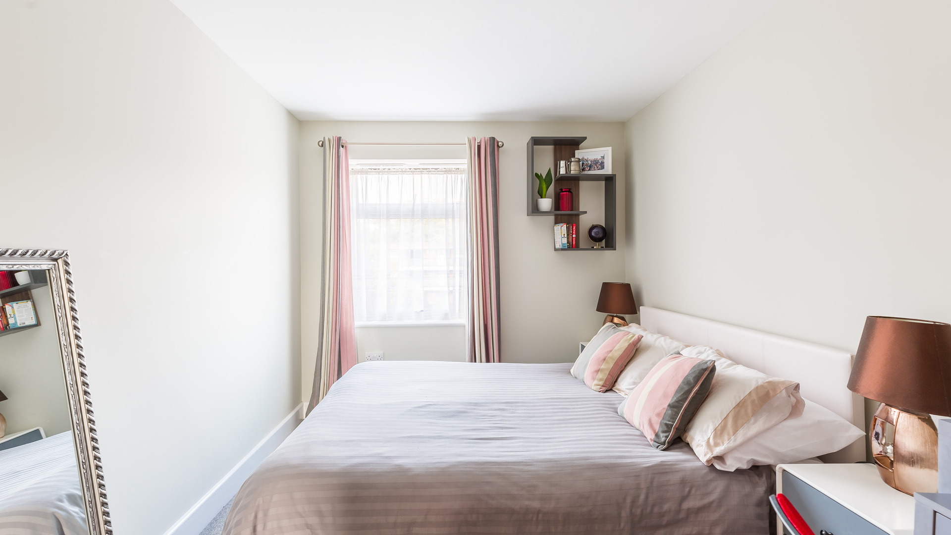 Property For Sale Whitehorse Apartments, Saltwell Street, Poplar, E14