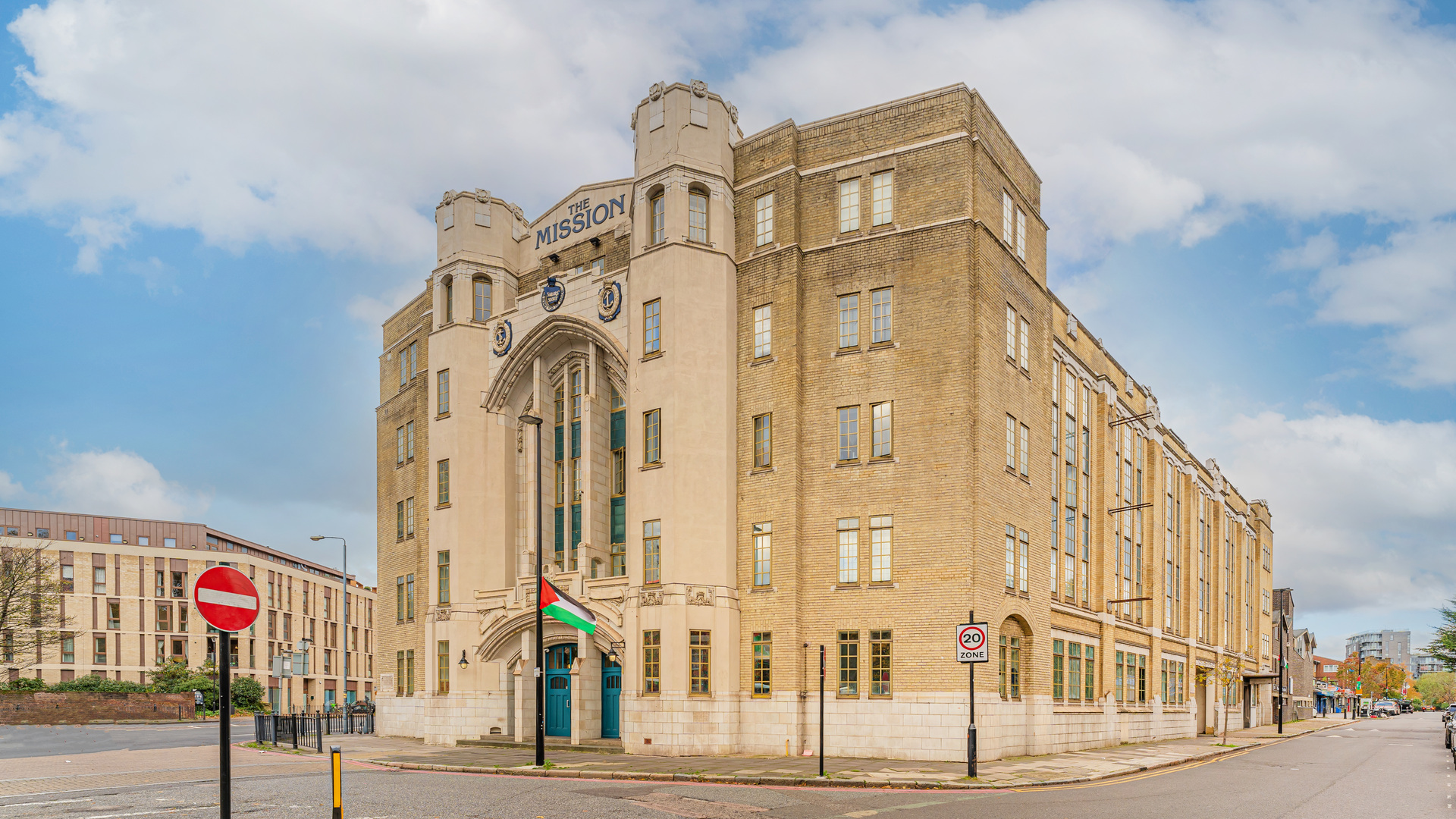 Property For Sale Mission Building, Commercial Road, Limehouse, E14 2