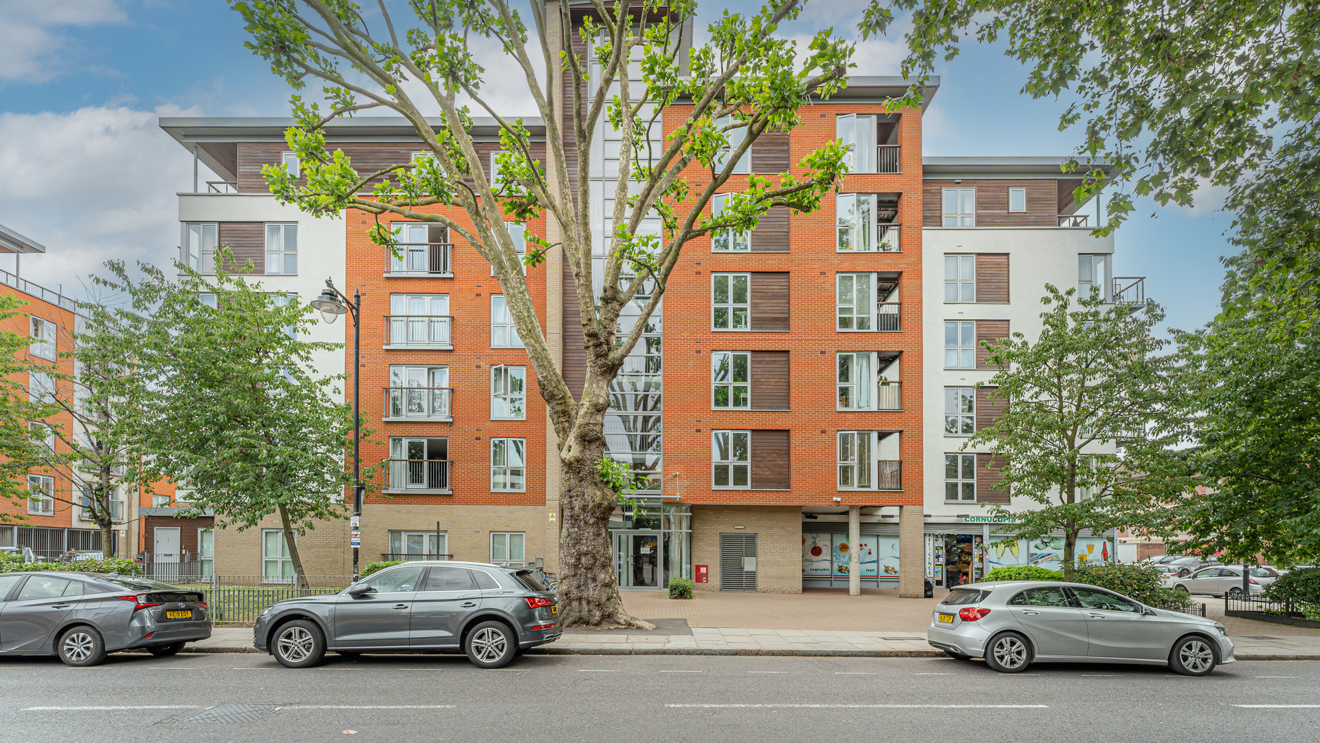 Property For Sale Bevan Court, Tredegar Road, Bow, E3 1 Bedroom Flat Alex Neil 004002/1