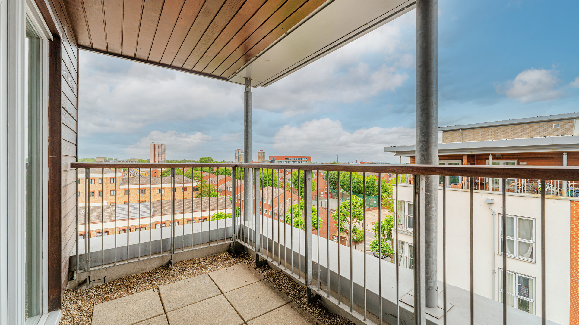 Property For Sale Bevan Court, Tredegar Road, Bow, E3 1 Bedroom Flat Alex Neil 004002/1