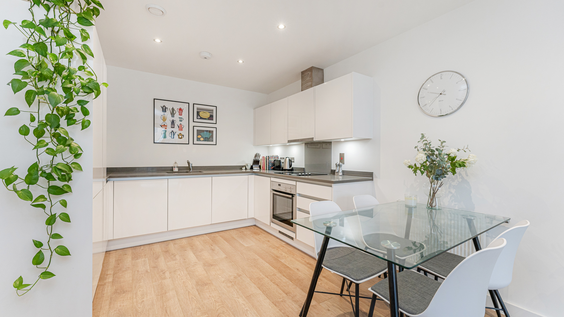 Property For Sale Ashley Court, Bolinder Way, Bow, E3 1 Bedroom Flat