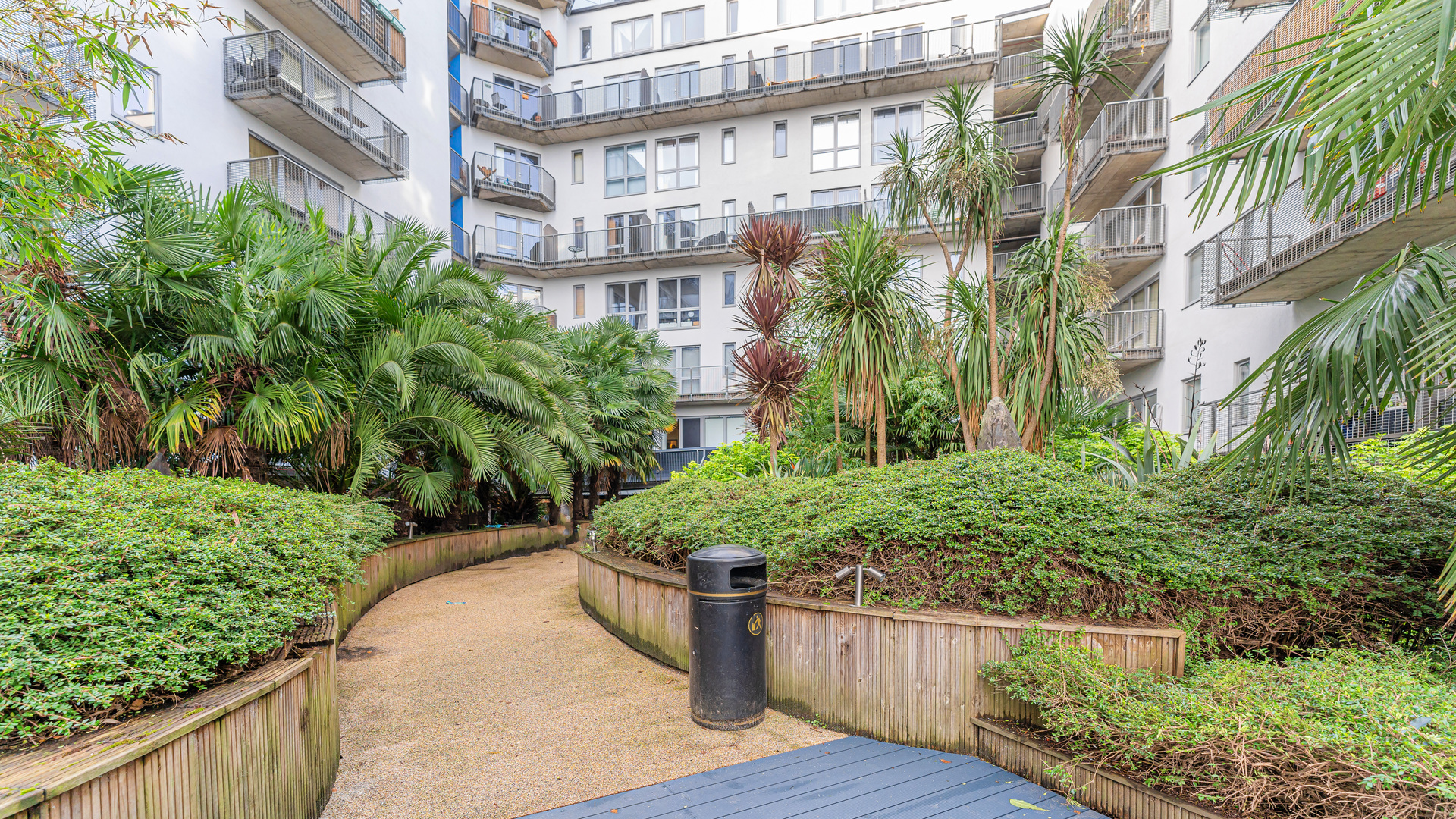 Property For Sale Wick Lane, Hackney Wick, E3 2 Bedroom Flat Alex