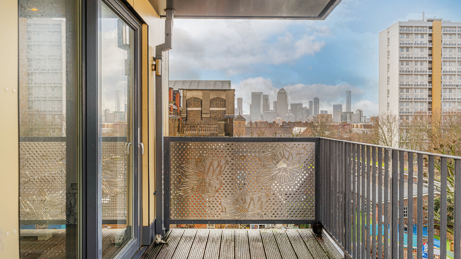 Property For Sale Coombe House, Knapp Road, Bow, E3 3 Bedroom Flat