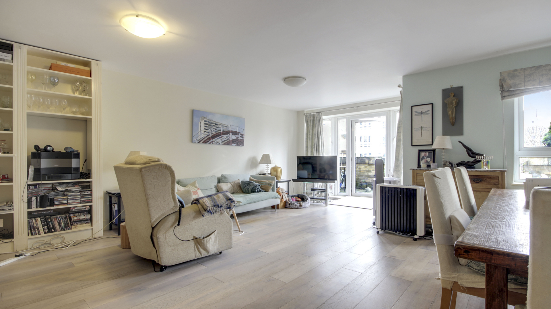 Property For Sale St. Davids Square, Isle of Dogs, E14 2 Bedroom Flat