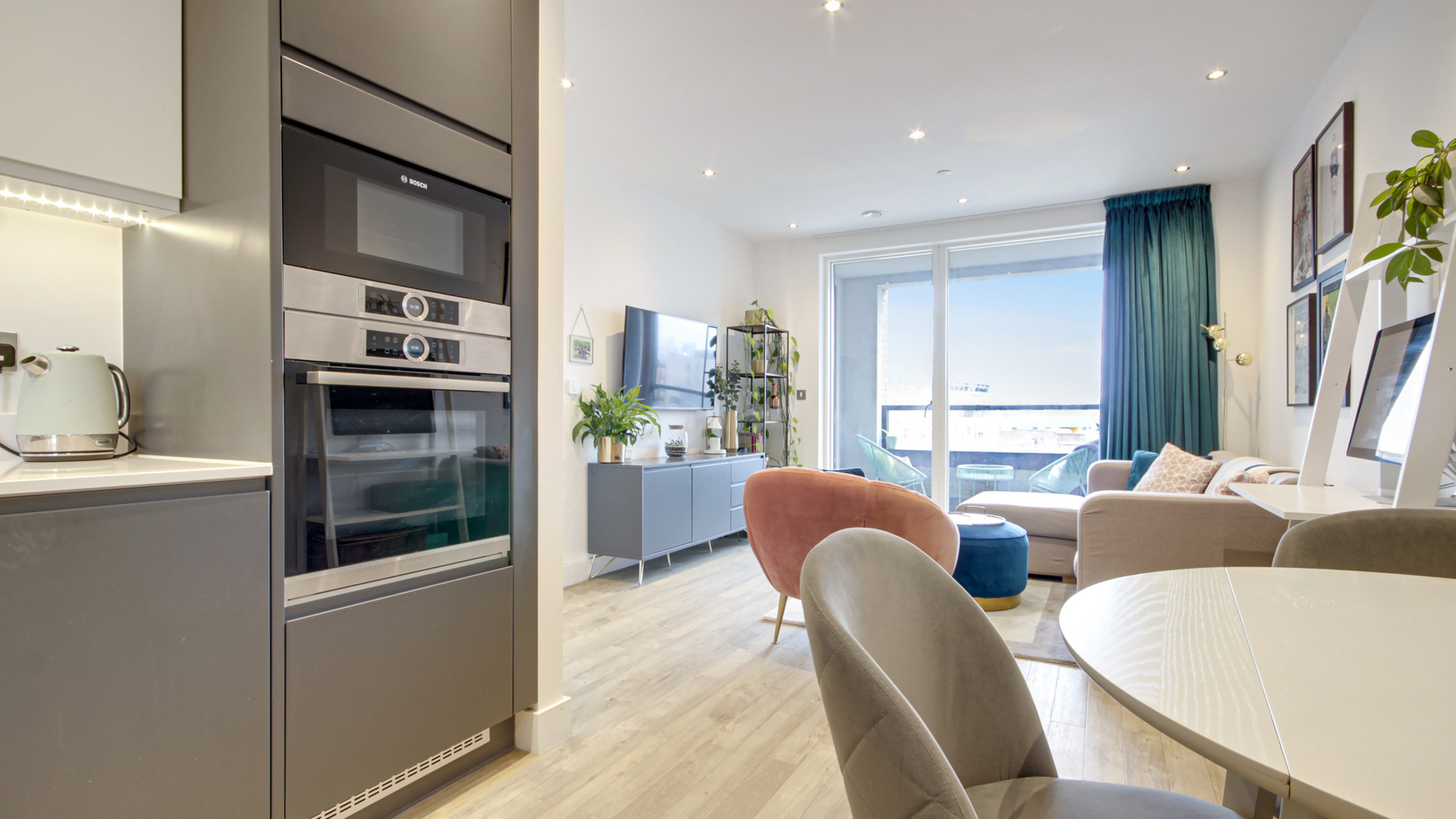 Property For Sale Ardens Building, Wyke Road, Bow, E3 1 Bedroom Flat