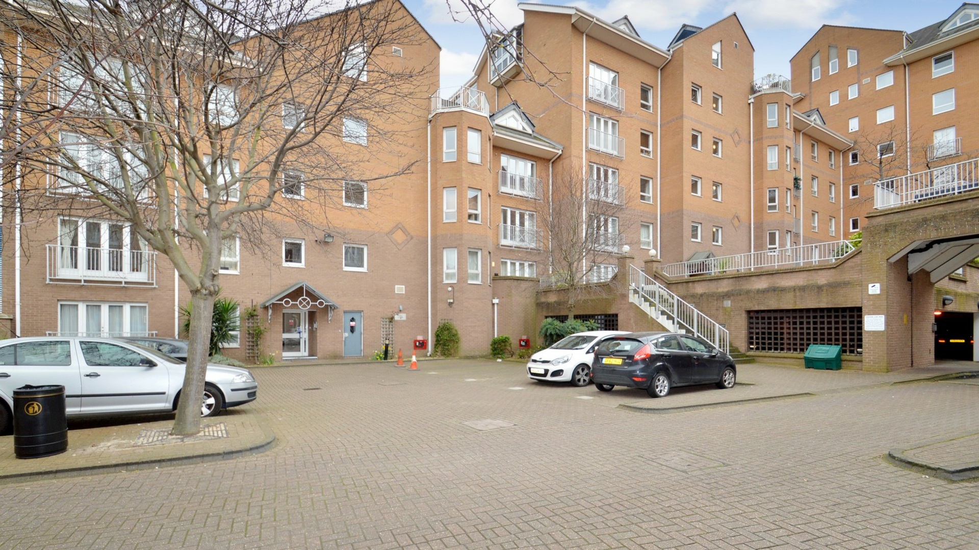 Property photo: Homer Drive, Isle of Dogs, E14