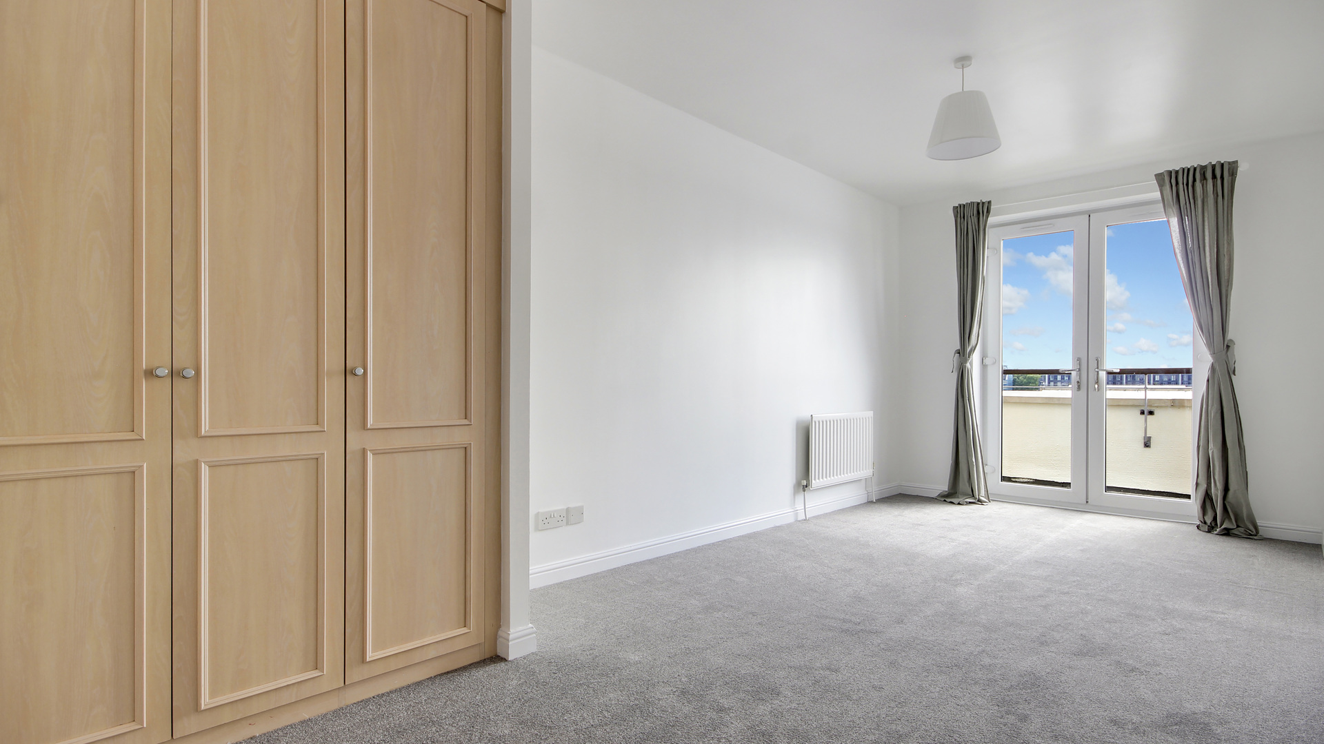 Property For Sale Perry Court, Maritime Quay, Isle of Dogs, E14 2