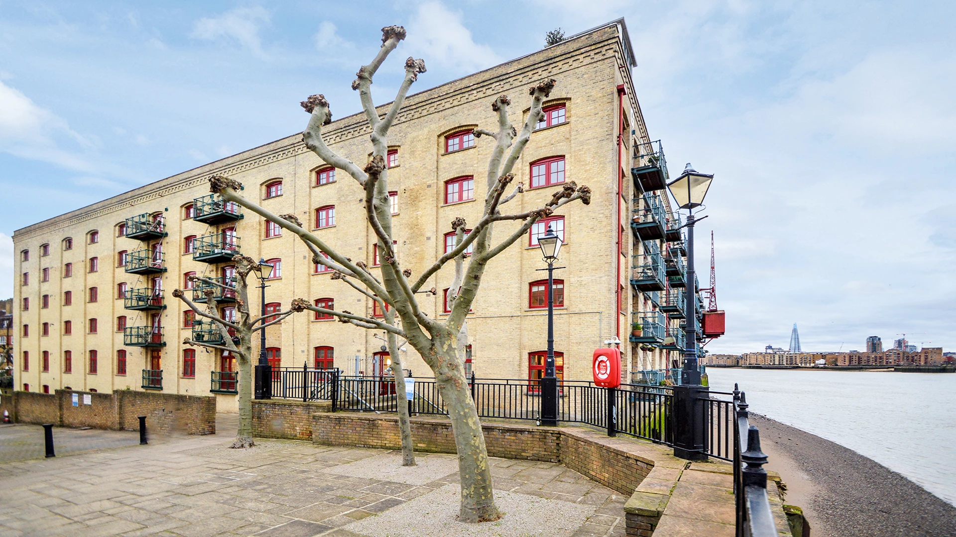 Rotherhithe Street Rotherhithe SE16