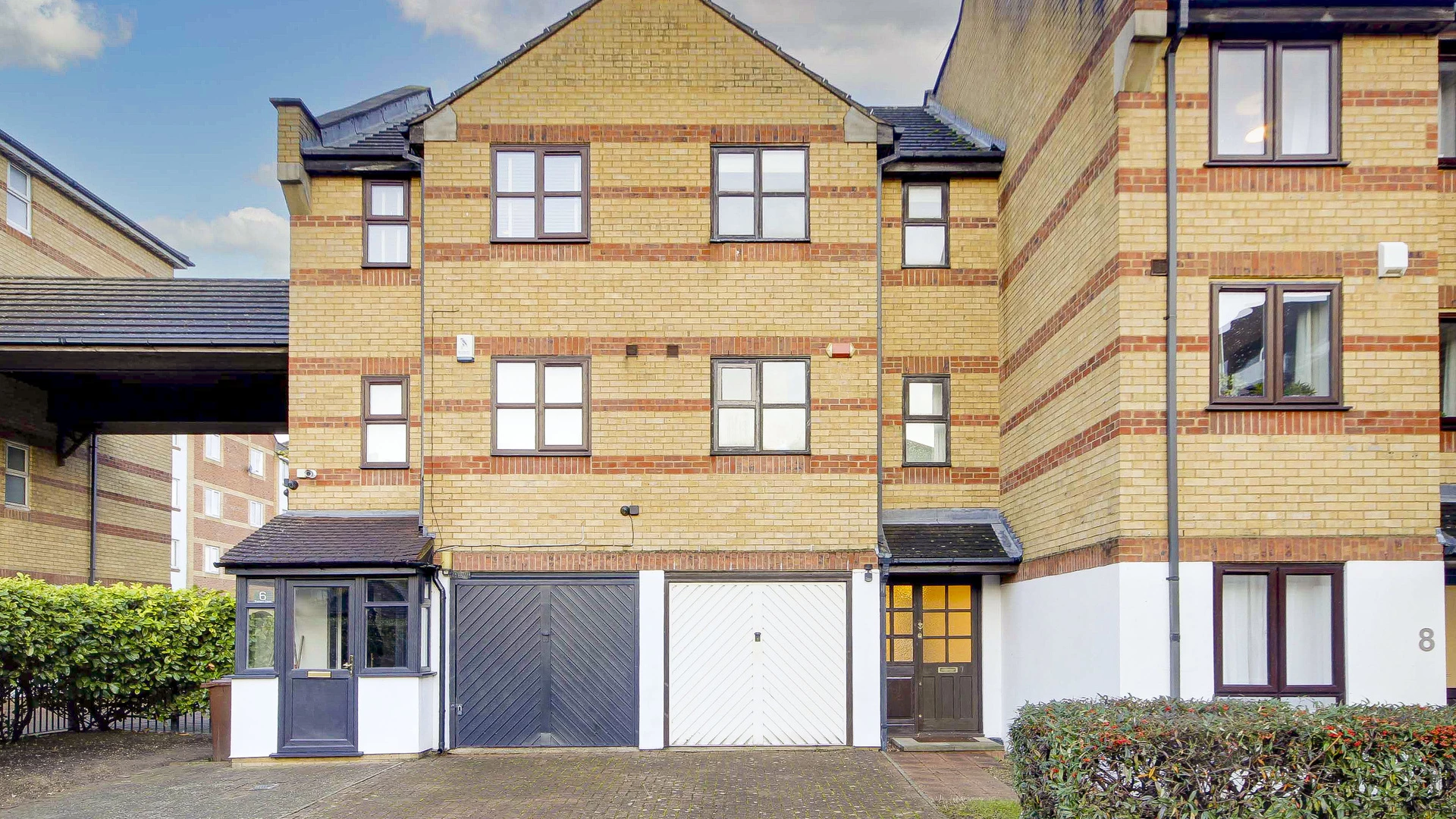 Transom Close Surrey Quays SE16