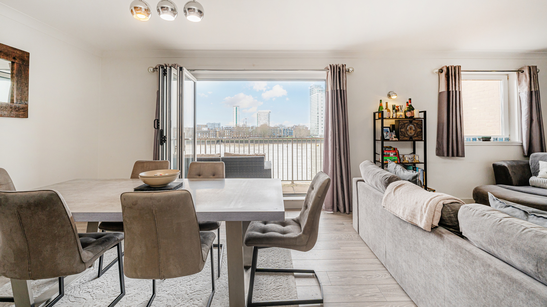 Homer Drive Canary Wharf E14