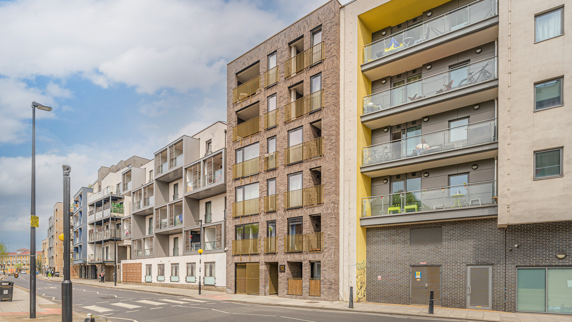Bow Common Lane Bow E3