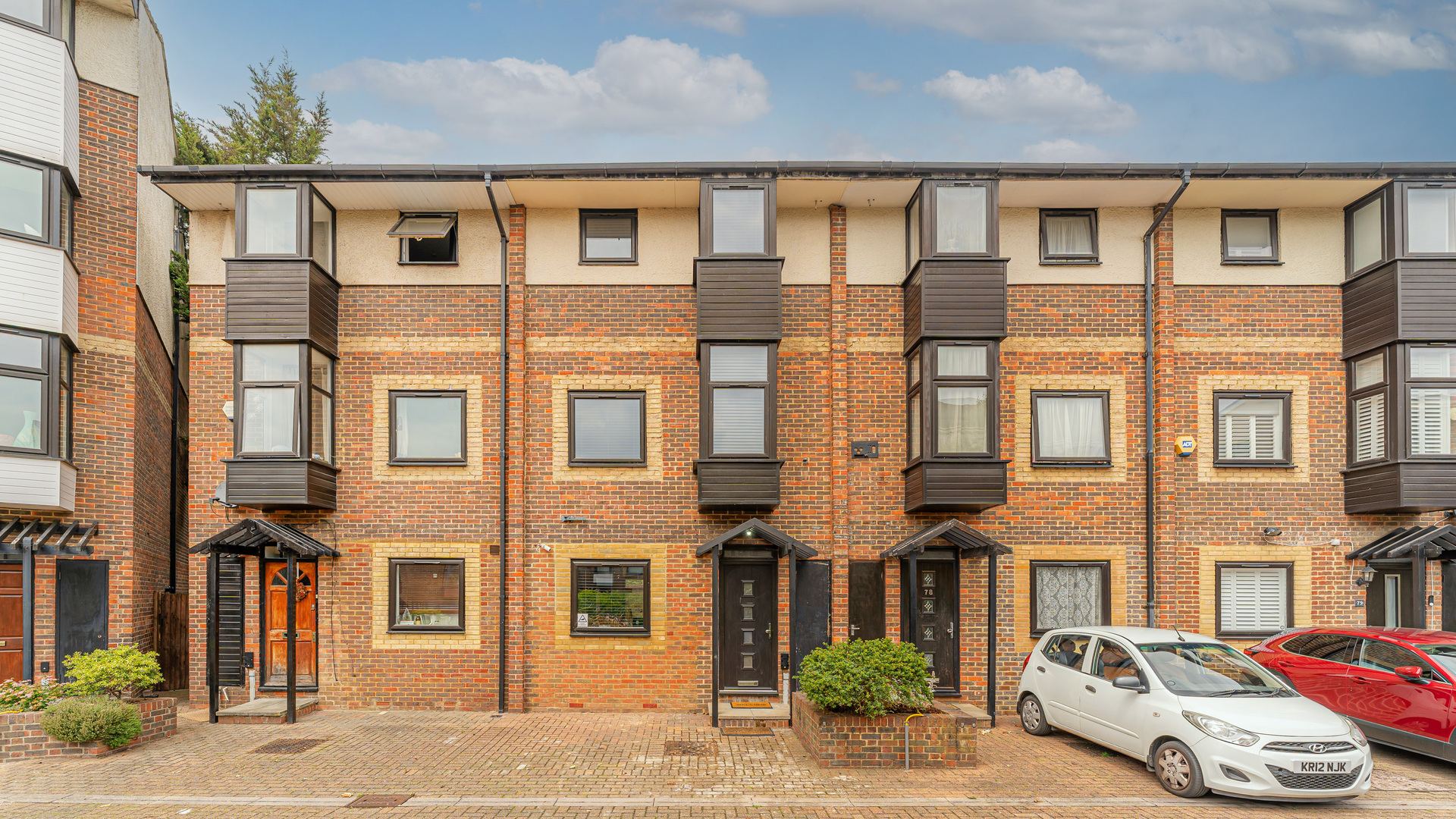 Barnfield Place Canary Wharf E14