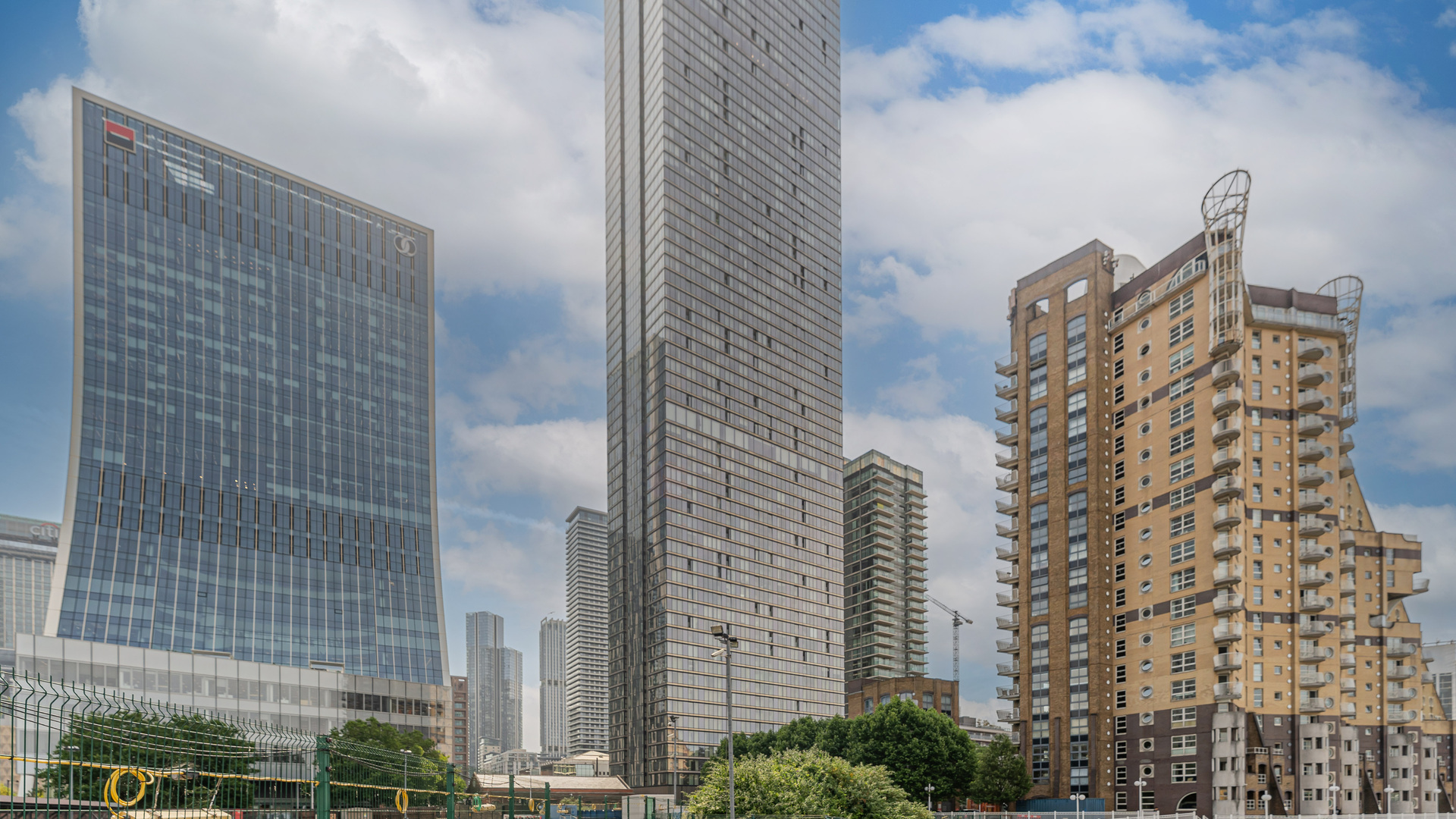 Marsh Wall Canary Wharf E14
