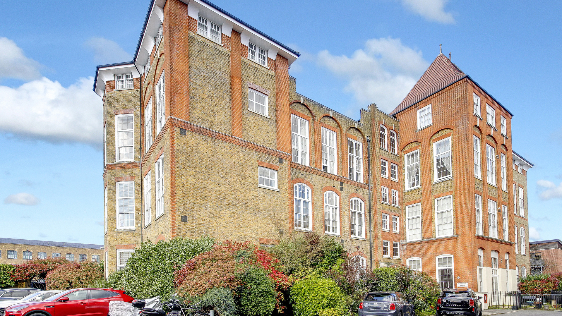 Old School Square Poplar E14