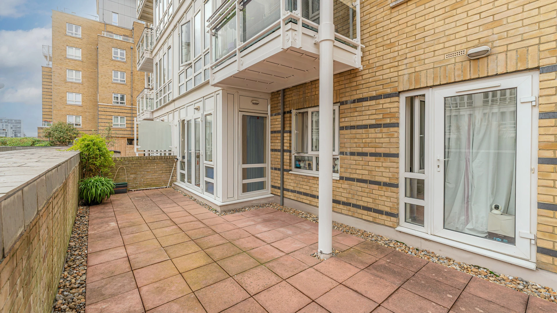 Property photo: St. Davids Square, Canary Wharf, E14