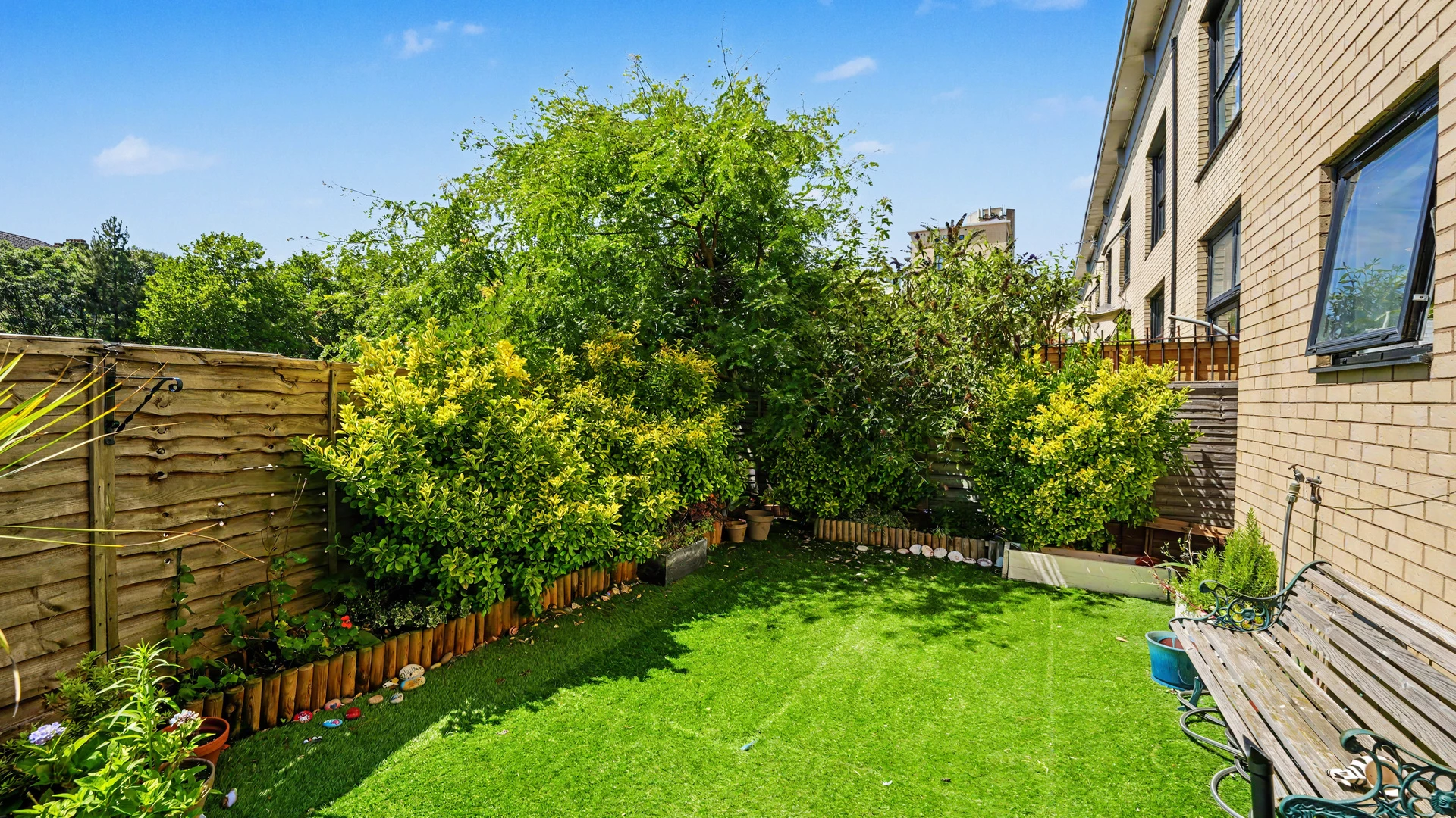 Property photo: Old Bellgate Place, Isle of Dogs, E14