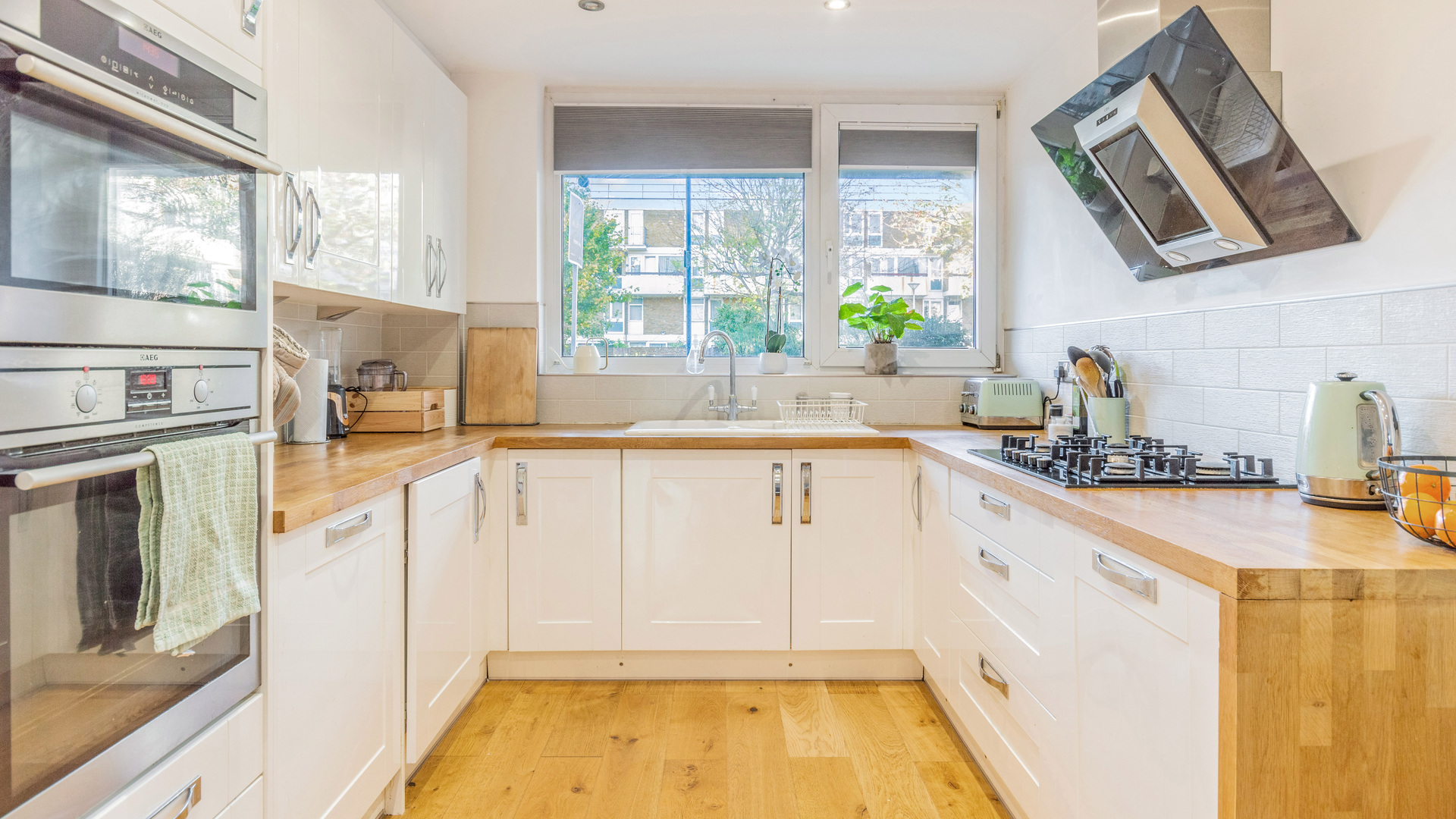 Property For Sale Ford Street, Bow, E3 3 Bedroom Duplex Alex Neil