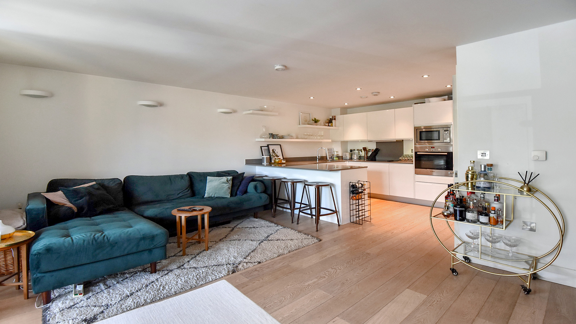 Property For Sale Minton Court, Fairfield Road, Bow, E3 1 Bedroom Flat Alex Neil 003870/1