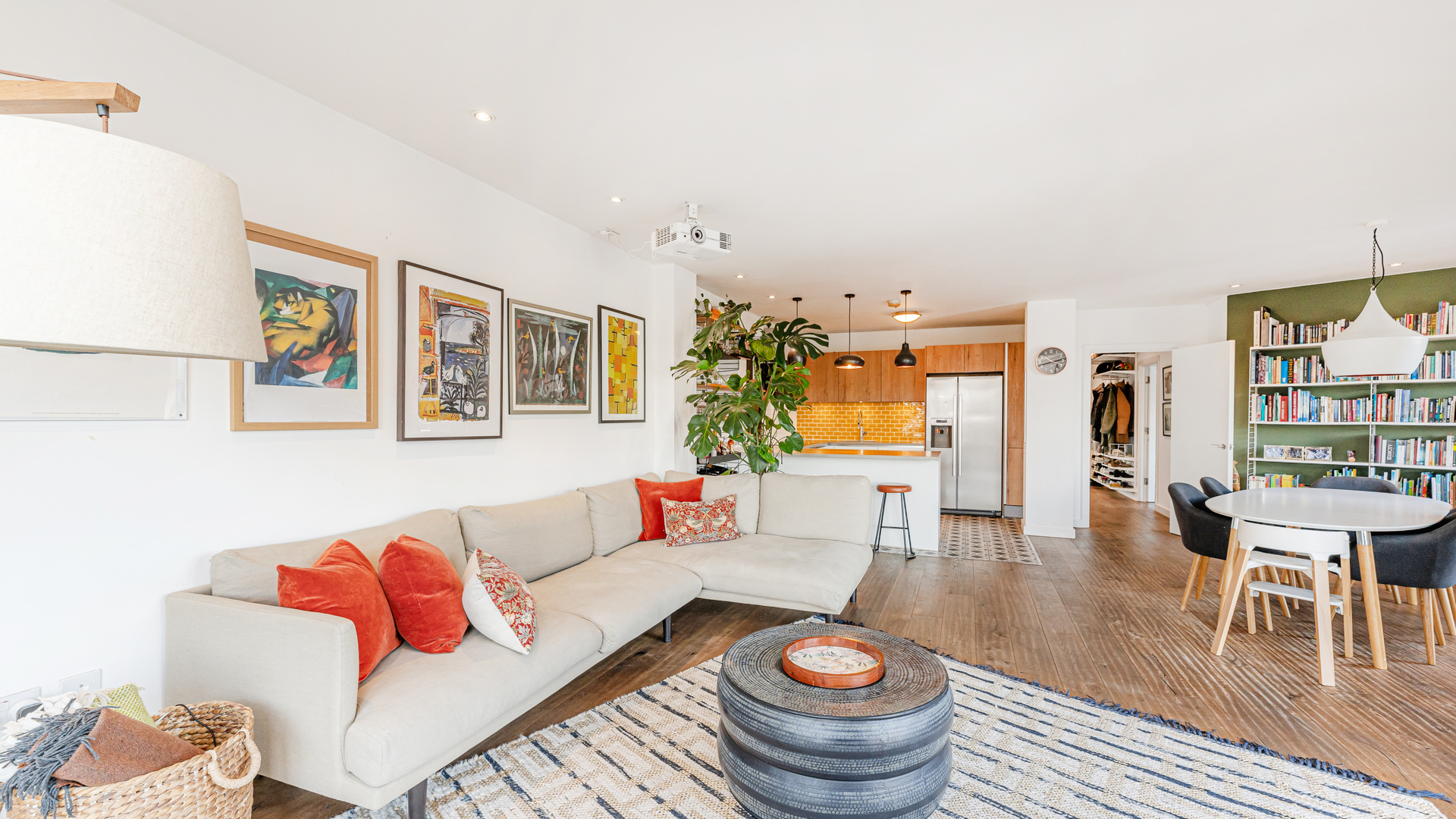 Property For Sale Wick Lane, Hackney Wick, E3 2 Bedroom Flat Alex