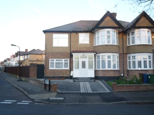 Becmead Avenue Kenton Middlesex HA3