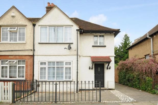 Glebe Road Stanmore London HA7