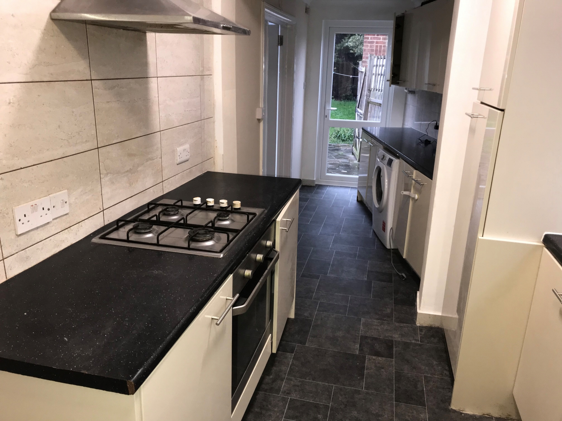 Property To Rent Alveston Avenue, Kenton, HA3 5 Bedroom Semi Detached