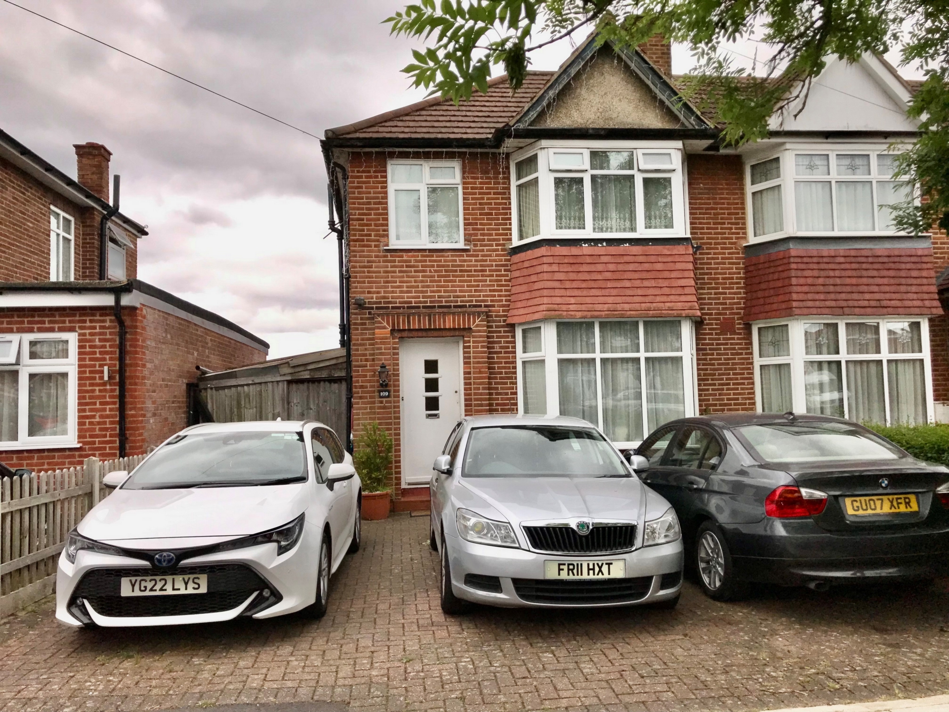 Property For Sale Crowshott Avenue, Stanmore, HA7 3 Bedroom Semi