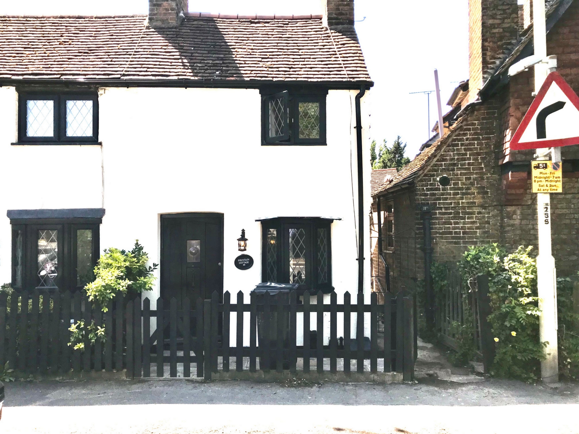 Property photo: London, WD19