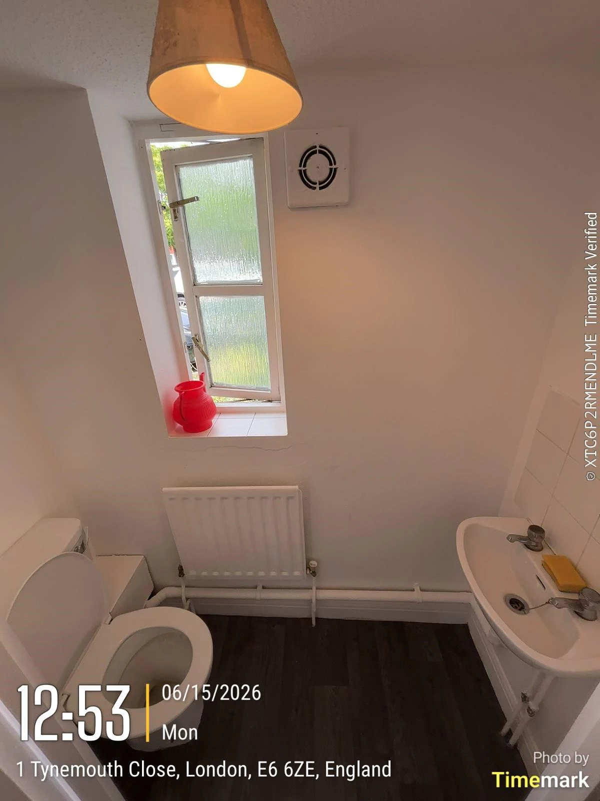 Toilet 2
