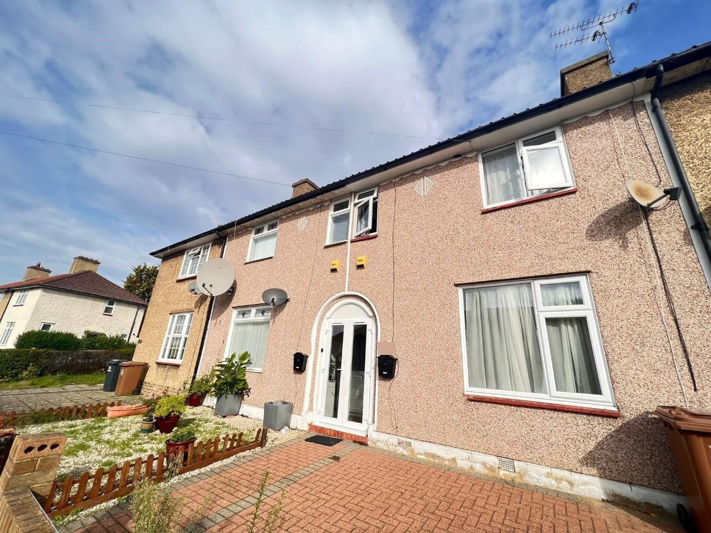 Property To Rent Churchdown, Bromley, BR1 2 Bedroom House Terraced