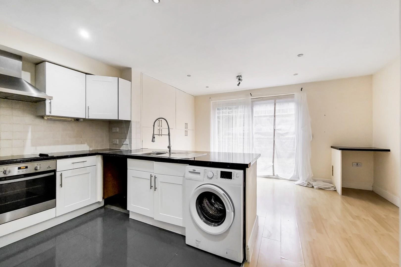 4_Kitchen - Dining Room-0.jpg
