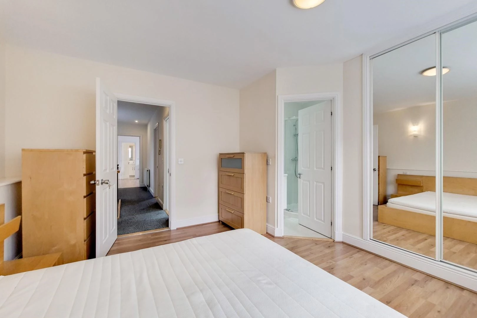 8_Main Bedroom-1.jpg