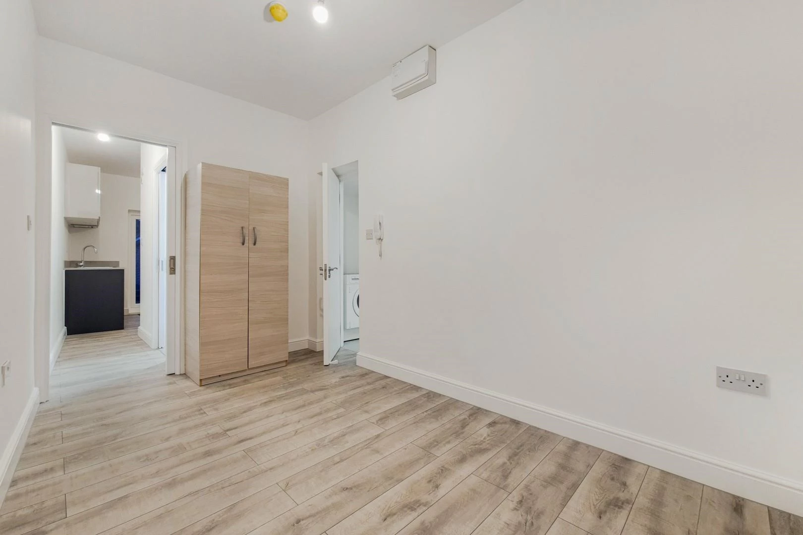 Capstone Road Bromley BR1