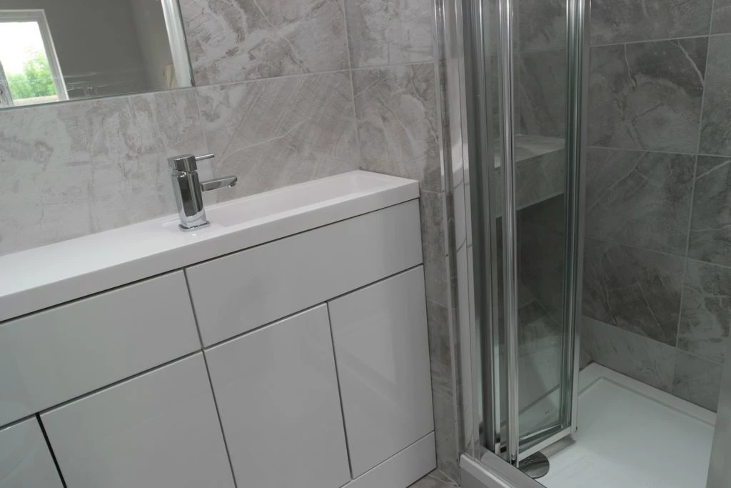 En-suite Shower/WC