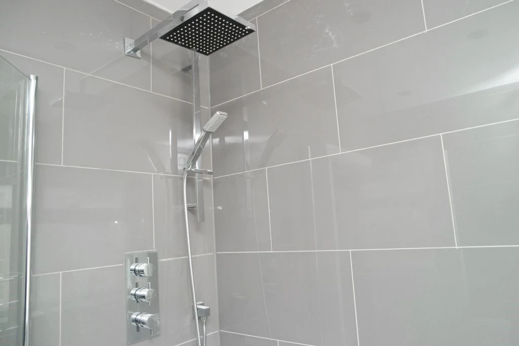 Triple shower valve