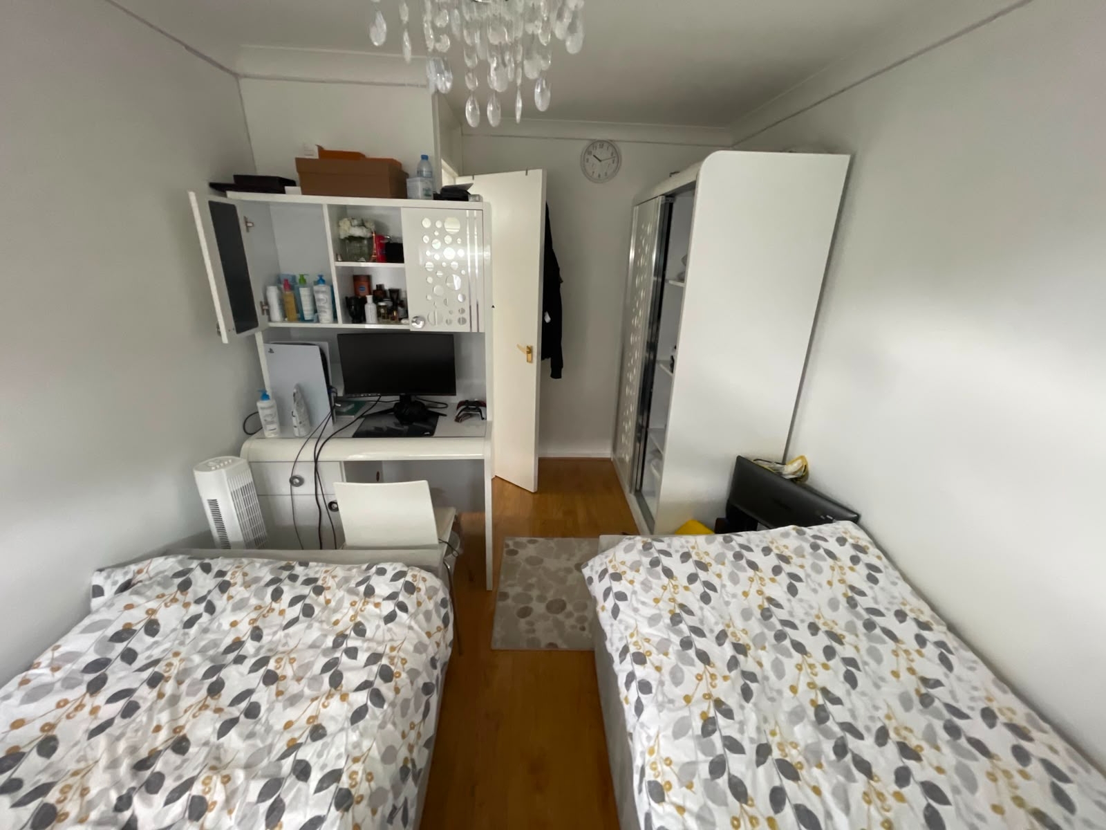 Photo 16