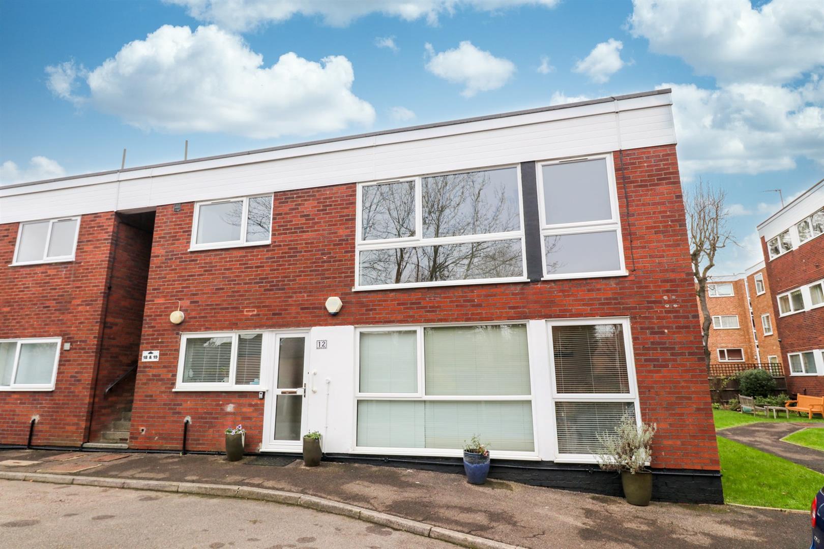 Property For Sale Forest View, North Chingford, E4 2 Bedroom