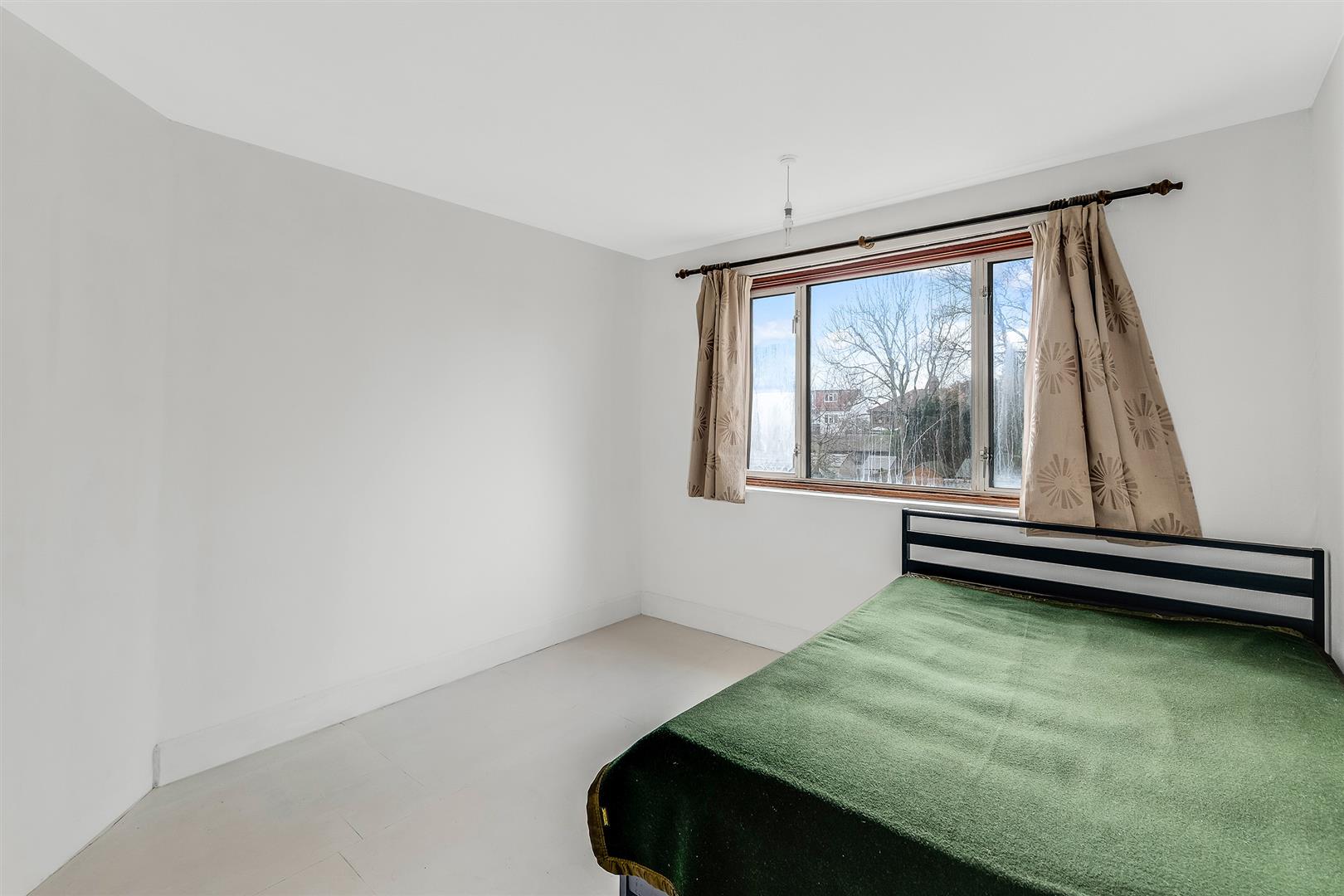 Property For Sale Endlebury Road, North Chingford, E4 3 Bedroom Semi