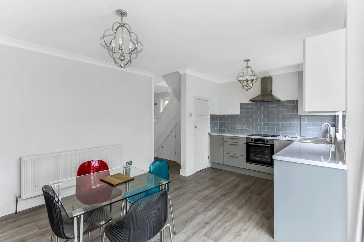 4 St. Catherines Road-6.jpg