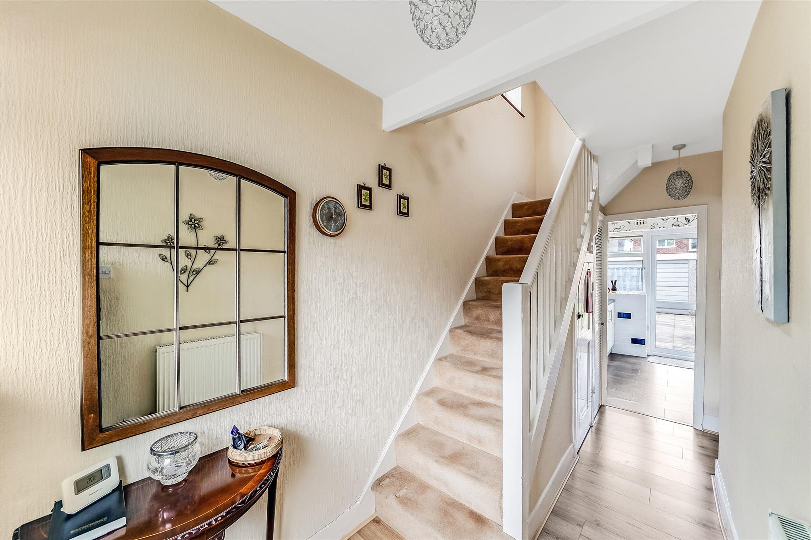 Property For Sale Queens Grove Road, North Chingford, E4 3 Bedroom