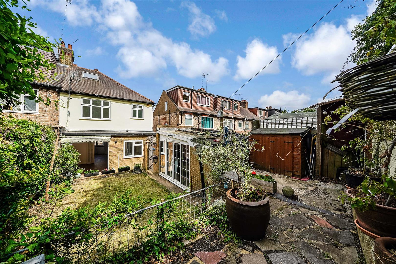 Property For Sale Larkshall Crescent, Highams Park, E4 3 Bedroom Semi