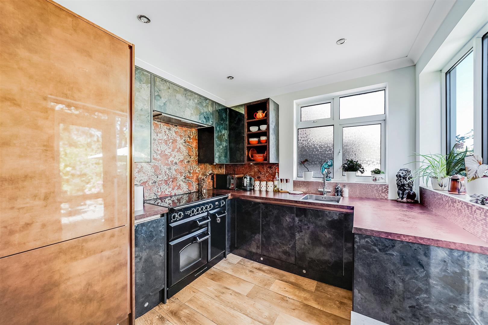 Property For Sale Mansfield Hill, North Chingford, E4 4 Bedroom Semi