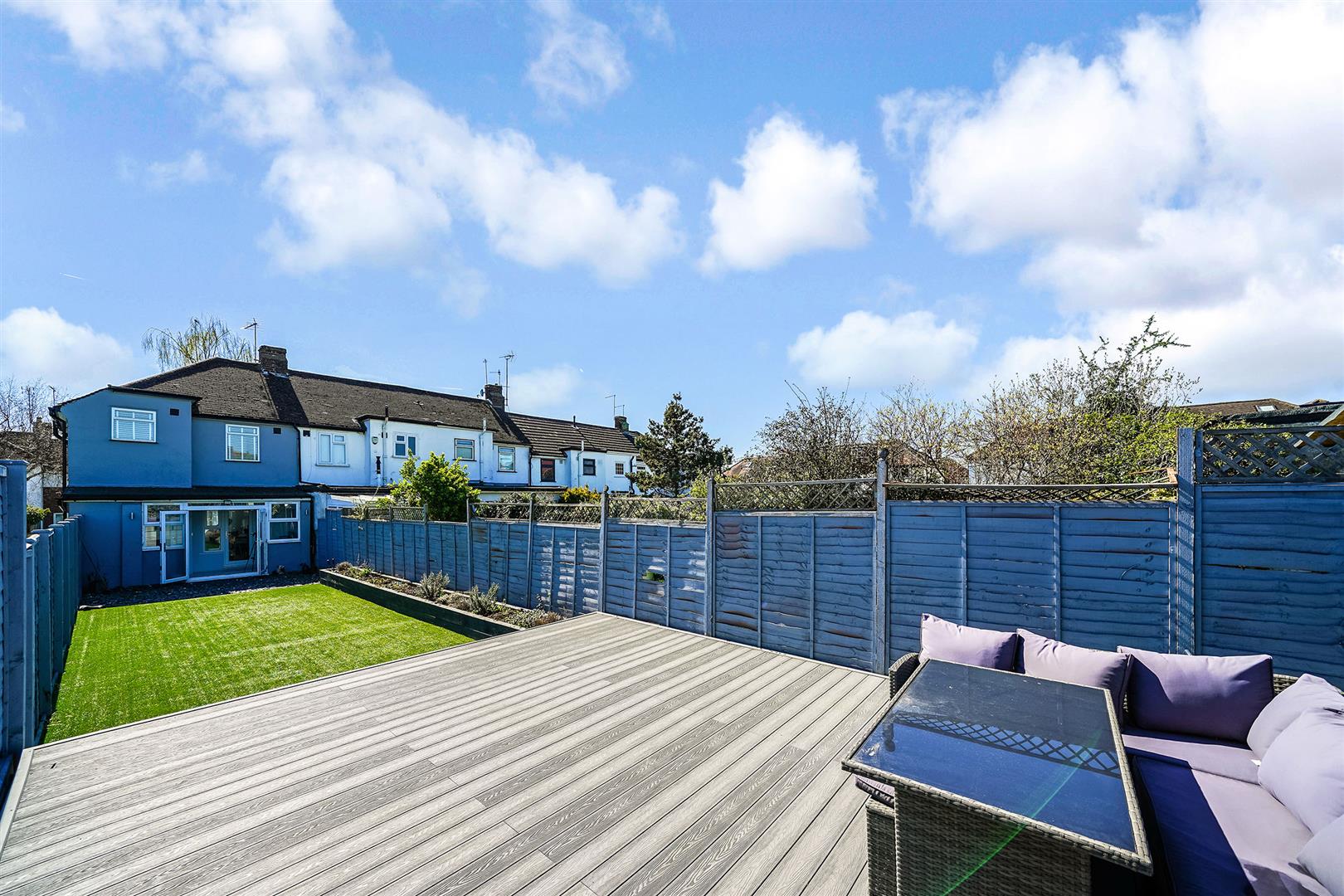 Property For Sale Epping Way, Chingford, E4 3 Bedroom End of Terrace