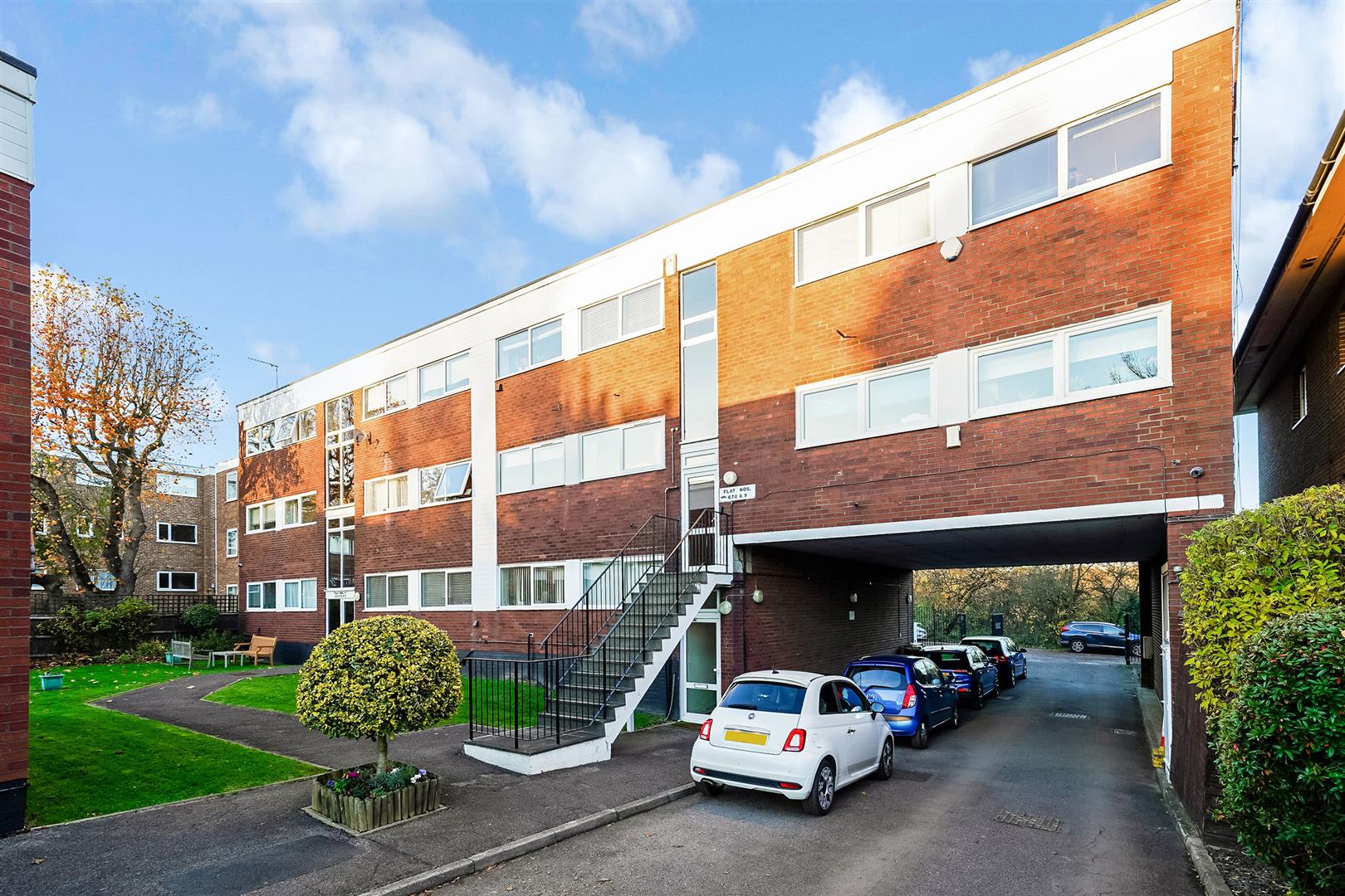 Property For Sale 28 Forest View, North Chingford, E4 2 Bedroom